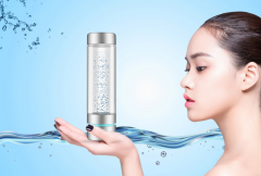 熬夜記得喝高濃度的氫水